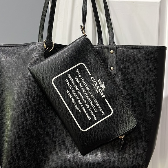 Coach black canvas tote - Picture 3 of 3